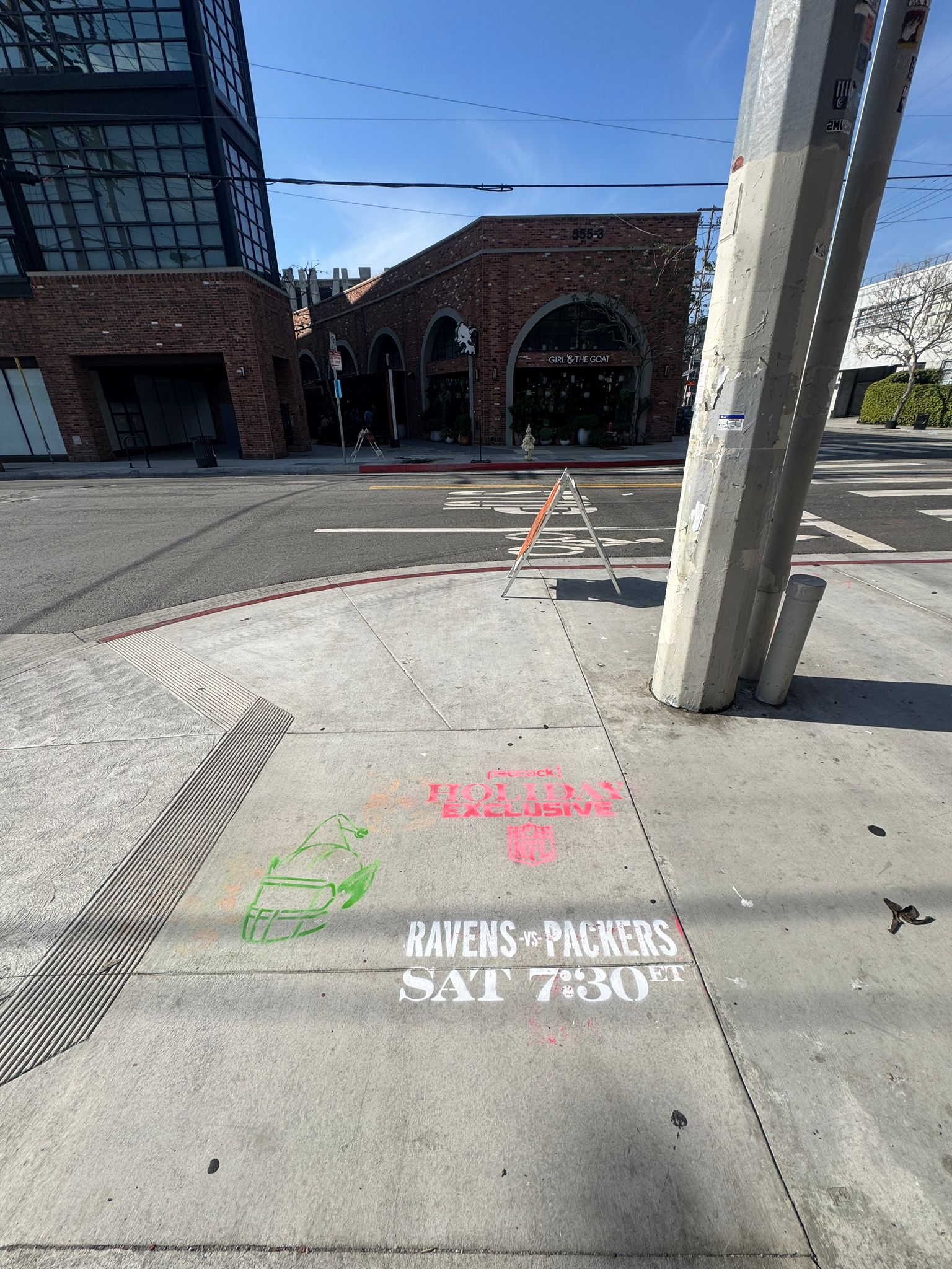 Stencil 7.9 Arts District Girl & The Goat